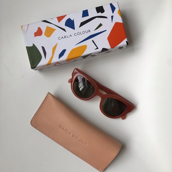 Carla Colour Accessories - NWT Carla Colour Barton Sunglasses in Caramel